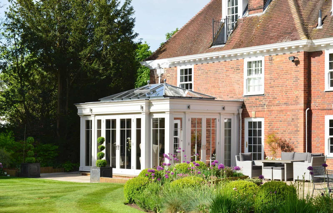 The Difference between Orangeries and Conservatories